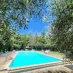 Вилла Luxury In Spello, Private Pool, Spa, Restaurant, Sleeps 54 Inc 18 Children Спелло