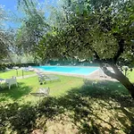 Luxury In Spello, Private Pool, Spa, Restaurant, Sleeps 54 Inc 18 Children