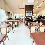 Luxury In Spello, Private Pool, Spa, Restaurant, Sleeps 54 Inc 18 Children Вилла Спелло