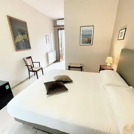 Villa Luxury In Spello, Private Pool, Spa, Restaurant, Sleeps 54 Inc 18 Children Spello