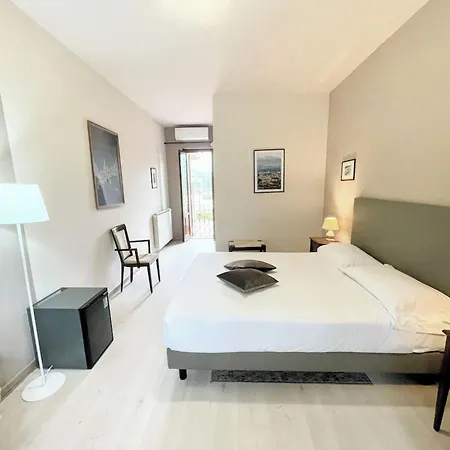 Luxury In Spello, Private Pool, Spa, Restaurant, Sleeps 54 Inc 18 Children Spello