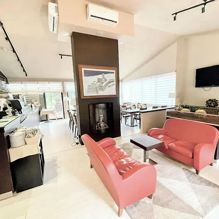 Luxury In Spello, Private Pool, Spa, Restaurant, Sleeps 54 Inc 18 Children *