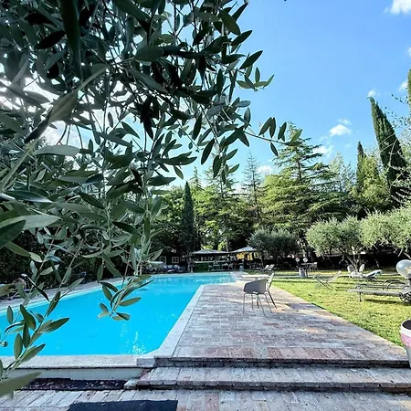 Villa Luxury In Spello, Private Pool, Spa, Restaurant, Sleeps 54 Inc 18 Children Spello
