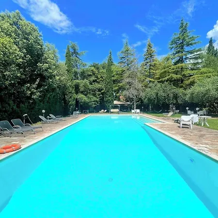 Luxury In Spello, Private Pool, Spa, Restaurant, Sleeps 54 Inc 18 Children Villa Spello