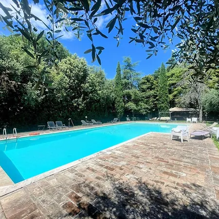 Luxury In Spello, Private Pool, Spa, Restaurant, Sleeps 54 Inc 18 Children Villa Spello
