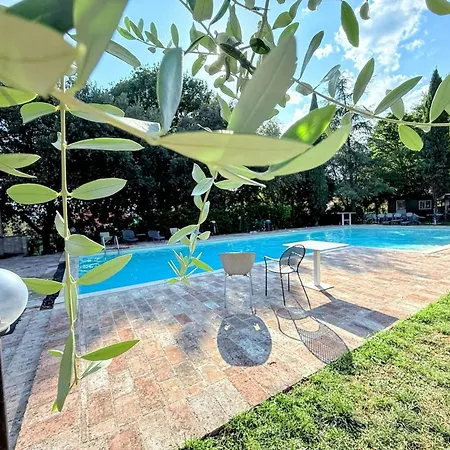 Luxury In Spello, Private Pool, Spa, Restaurant, Sleeps 54 Inc 18 Children Villa *