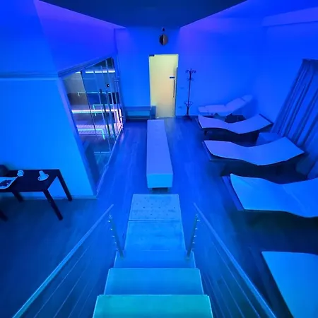 Villa Luxury In Spello, Private Pool, Spa, Restaurant, Sleeps 54 Inc 18 Children *