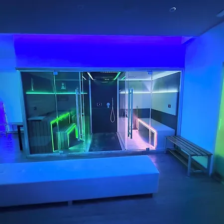 Luxury In Spello, Private Pool, Spa, Restaurant, Sleeps 54 Inc 18 Children