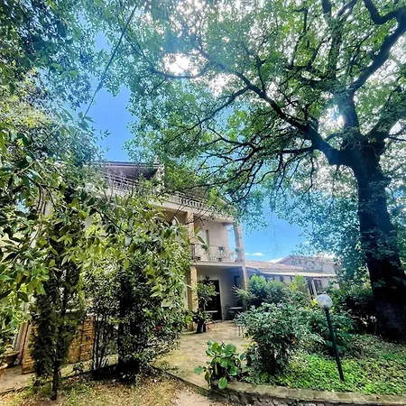 Villa Luxury In Spello, Private Pool, Spa, Restaurant, Sleeps 54 Inc 18 Children Spello